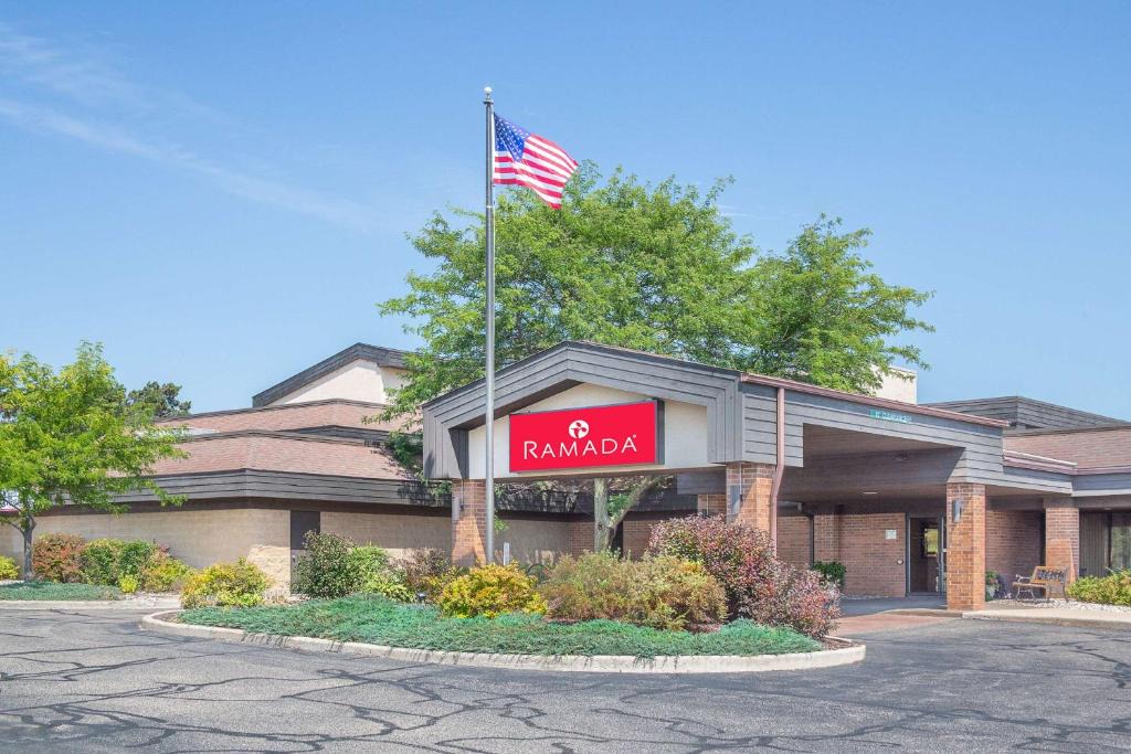 Ramada | Waupaca