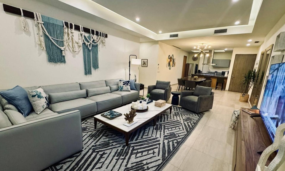 La Isla Residences | Puente del Mar