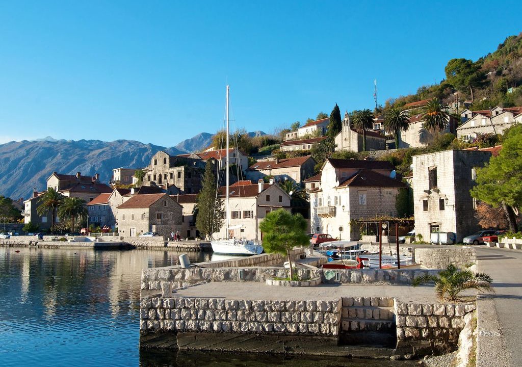 Seafront Stone Kotor Perast | Drazin Vrt