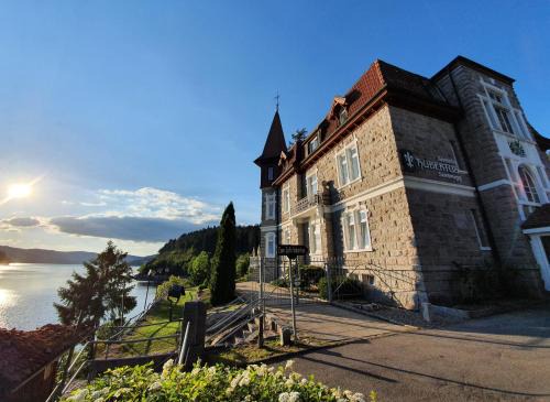Seehotel Hubertus | Faulenfurst-Seebrugg