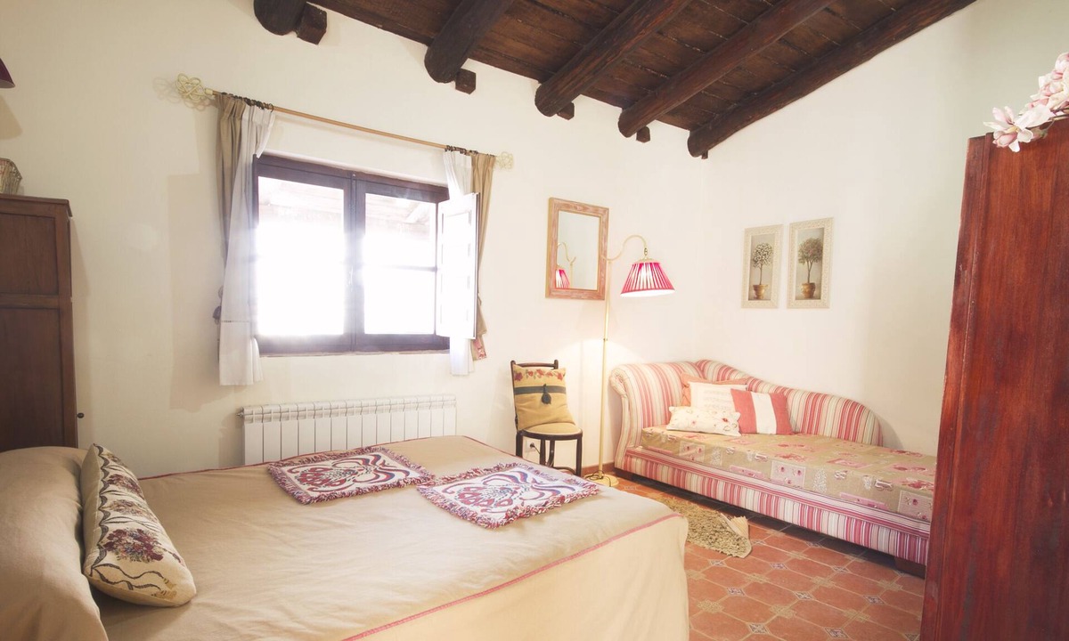 Self Catering Lindos Huespedes People | Villasexmir