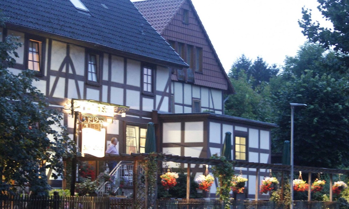 Doppelzimmer Inkl Frühstück Landgasthaus Zum Krug | Hann. Muenden