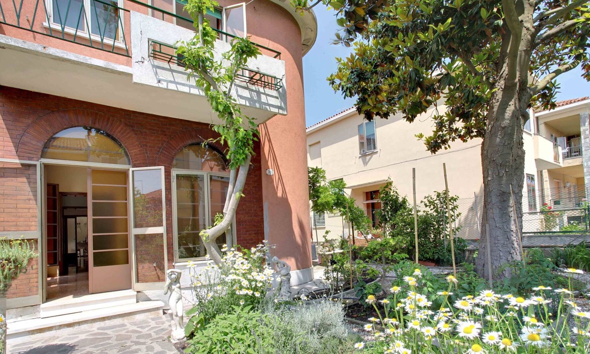 Garden | Longa