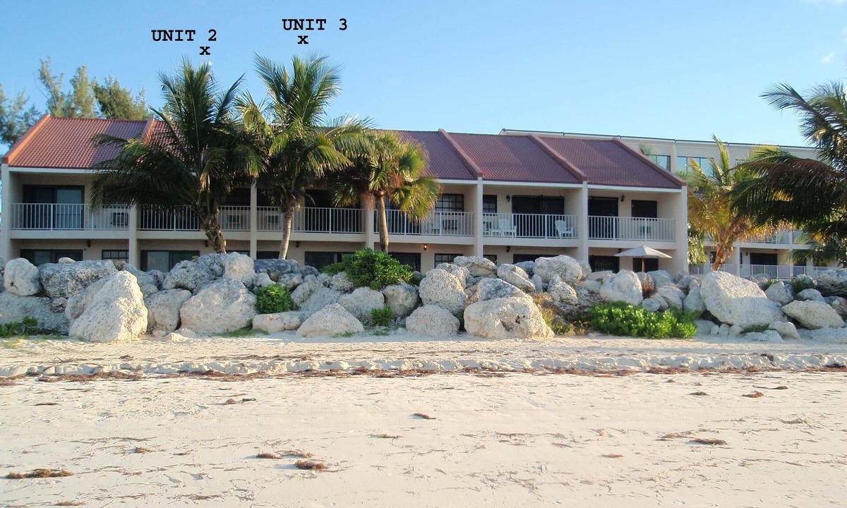 Stop Paradise Town Beach | Williams Town