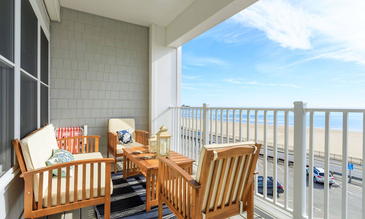 The Beach | Hampton