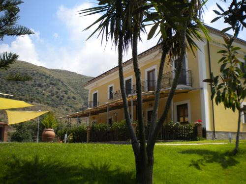 Country | San Mauro Cilento