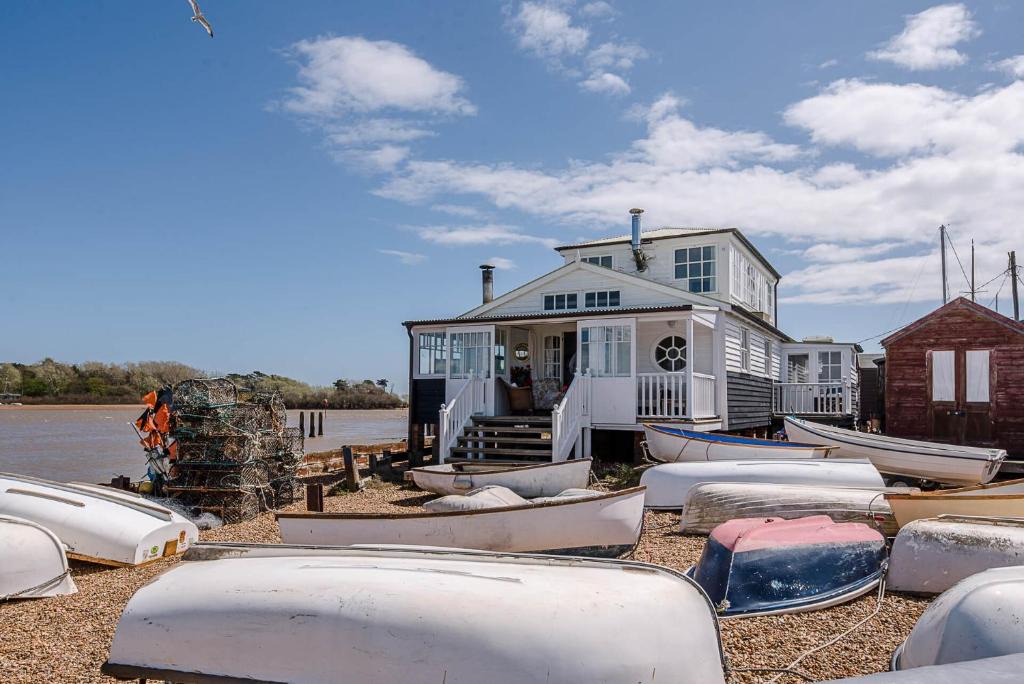 The Boathouse Felixstowe Ferry Air Manage Suffolk | Felixstowe