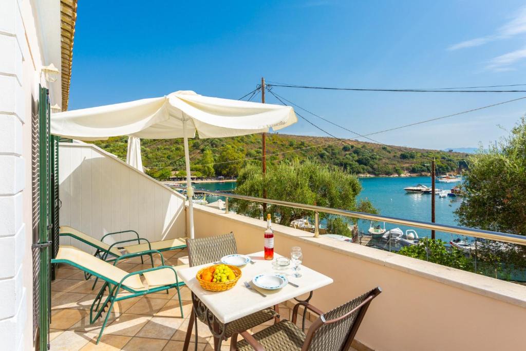 Theophilos | Agios Stefanos