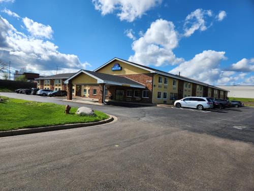 Days Inn | Mounds View