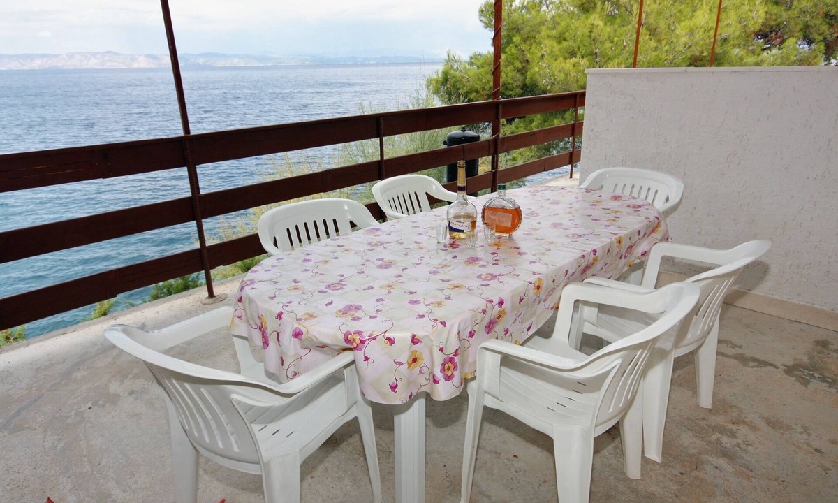 Beach Cove Pokrivenik Hvar | Gdinj