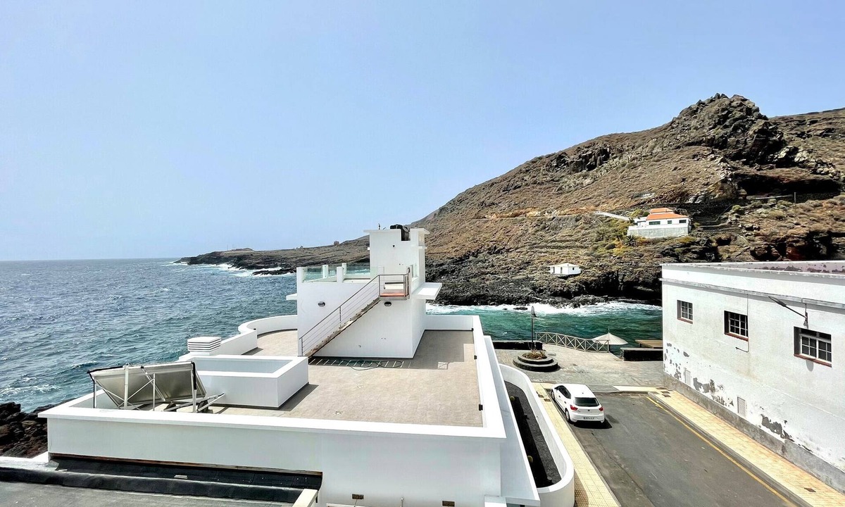Apartamento En Primera Linea Del Mar El Hierro | Tamaduste