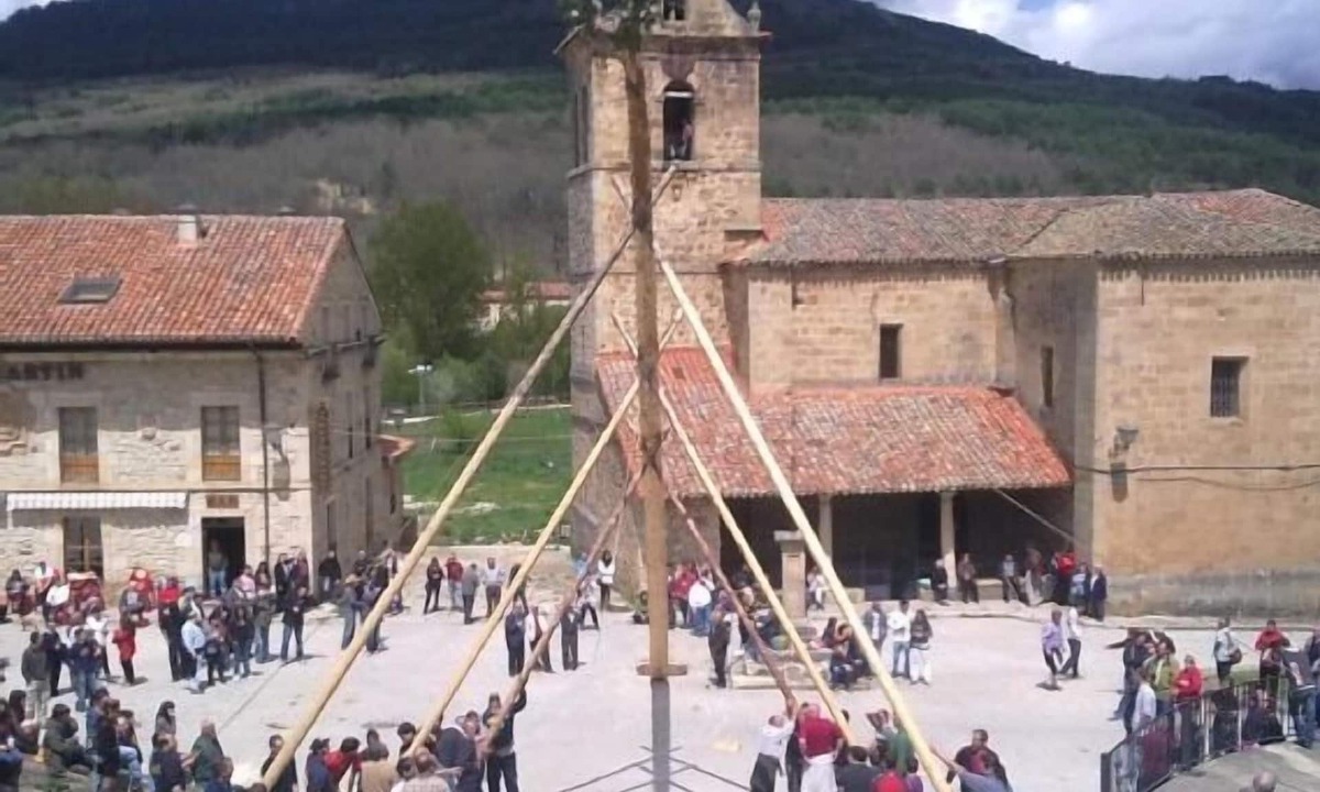 Uncle Benito People | Molinos de Duero