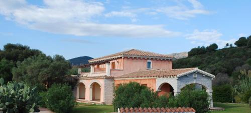 Vecchio Stazzo | San Teodoro City Centre