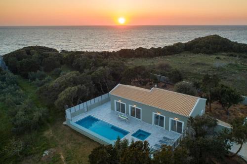 Villa Alonaki Bay | Chalikounas