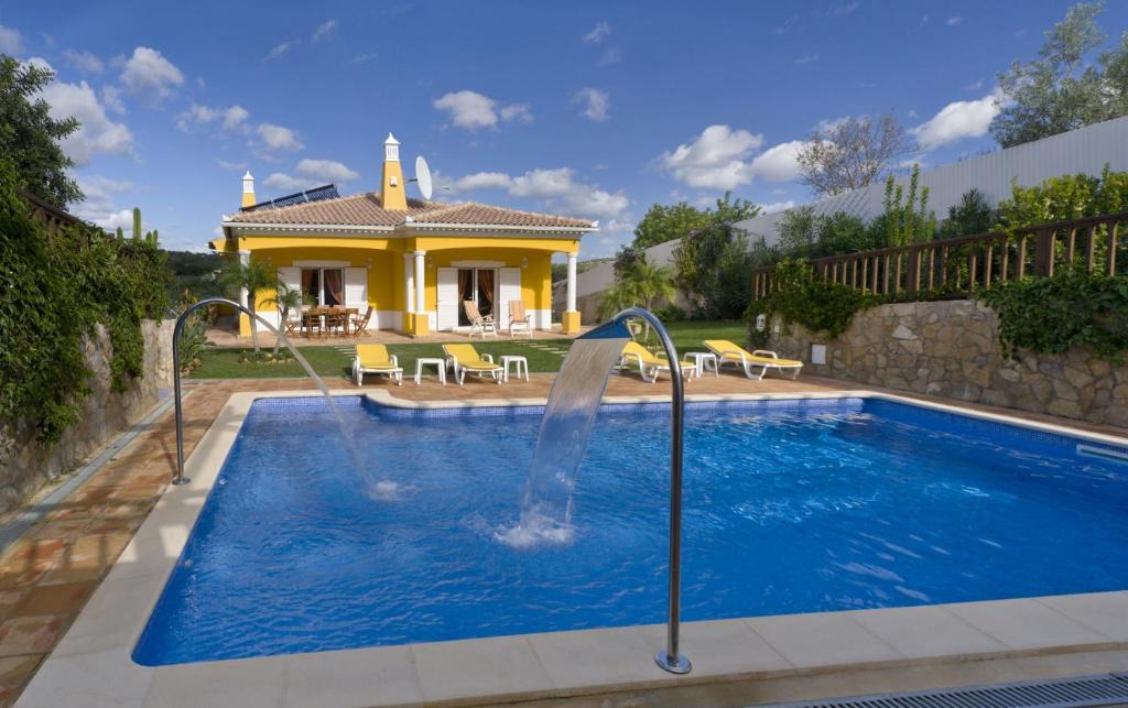 Villa Amarela | Pata de Cima