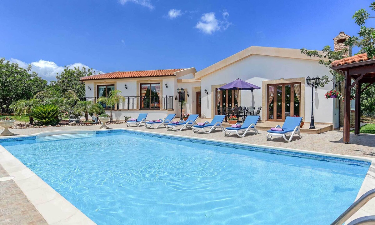Villa Chariklia Chorio | Latchi