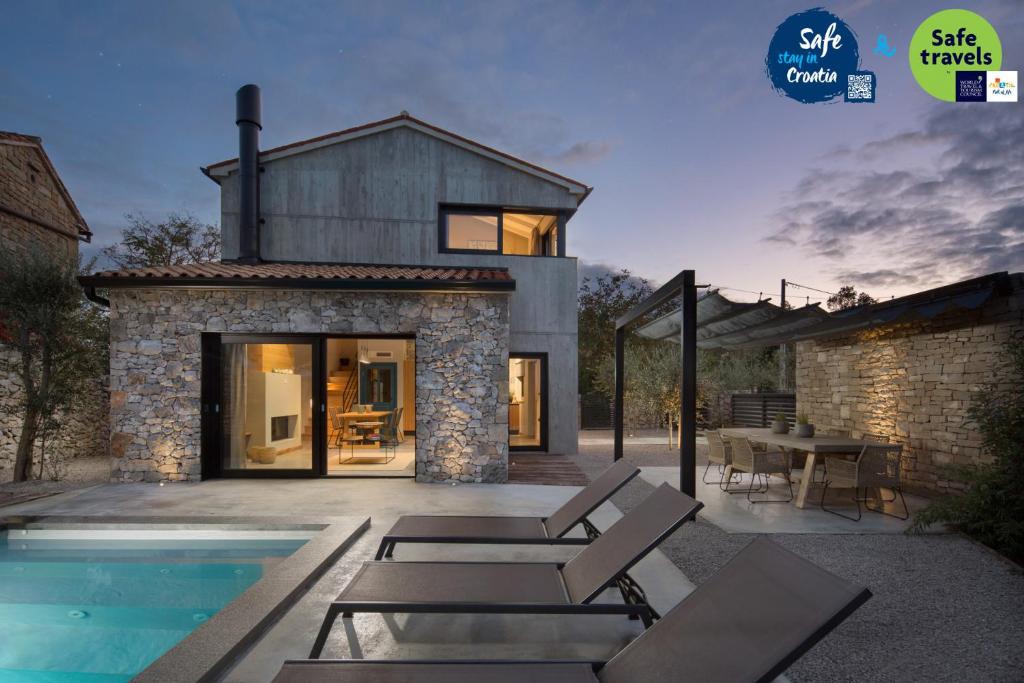 Villa Iron Lady | Gondolici