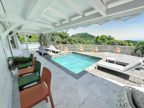 Villa Chambre Avec Vue Sur La Mer Piscine Privée Et Jardin Clos À Le François | Le Francois