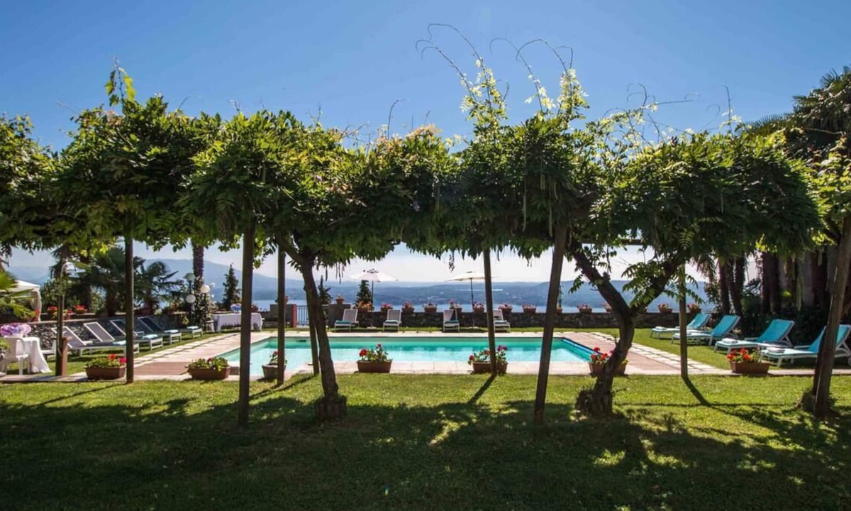 Villa Stresa | Massino Visconti