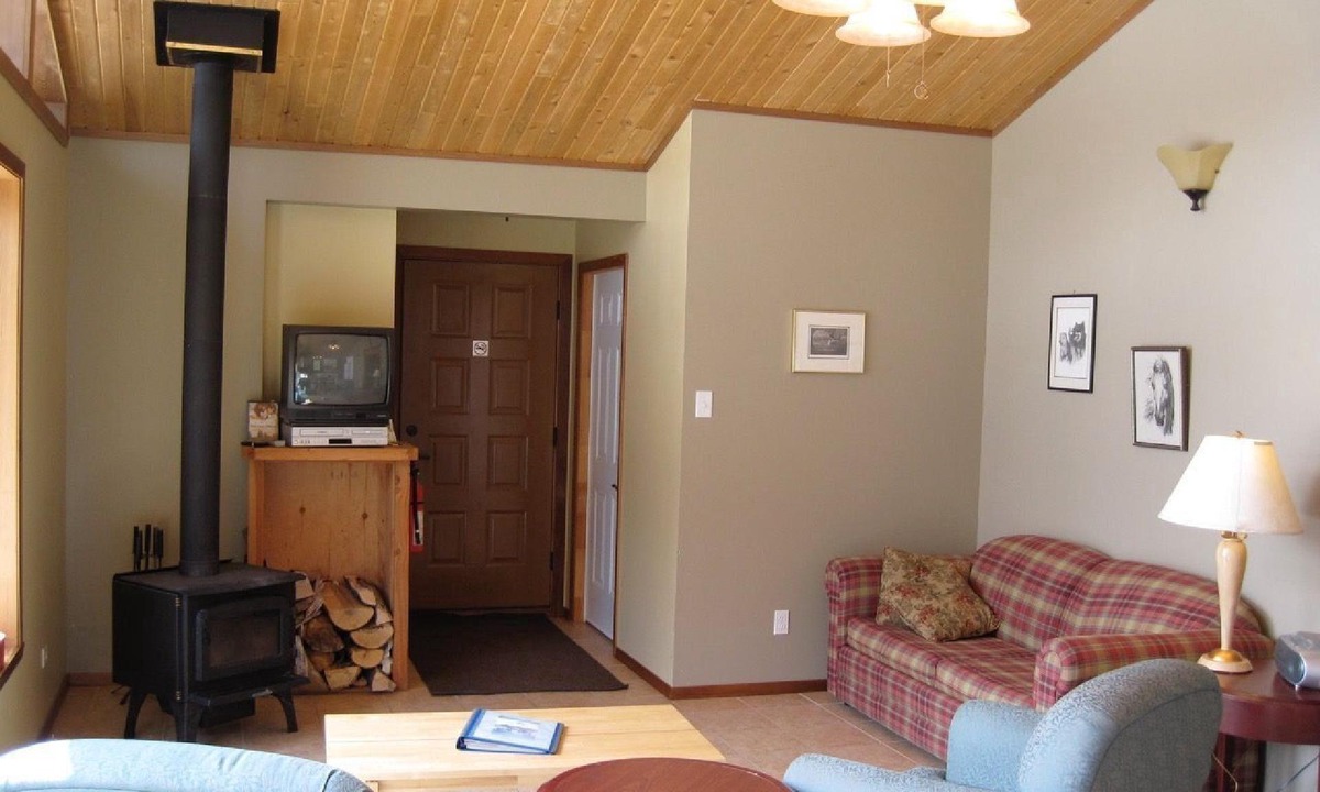 Chalets Du Lac Grenier | Chertsey