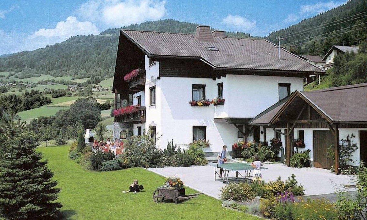 Kärnten Persons | Agsdorf