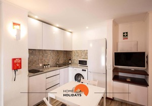 #027 T0 Belavista by Home Holidays