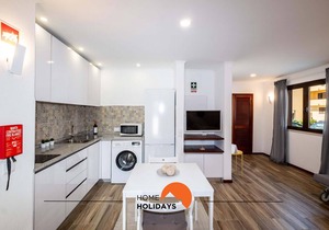 #027 T0 Belavista by Home Holidays