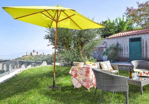 1 bedroom accommodation in Lettere -NA-