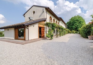 1 bedroom accommodation in Sacile -PD-