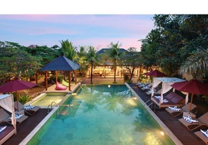 1 BR Suite Villa with a private pool, FREE return airport transfers