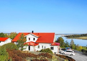 10 person holiday home in KLÖVEDAL