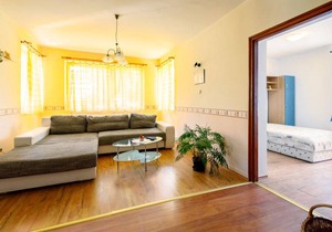 100 m² Apartment ∙ 2 bedrooms ∙ 5 guests