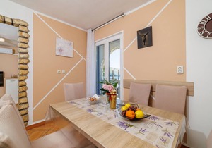100 m² Apartment ∙ 2 bedrooms ∙ 6 guests