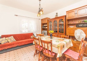 100 m² Apartment ∙ 2 bedrooms ∙ 5 guests