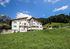 100 m² Apartment ∙ 3 bedrooms ∙ 6 guests