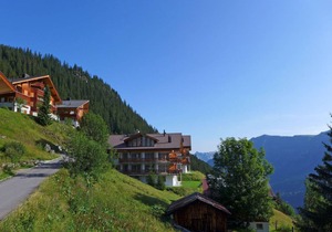 100 m² Apartment ∙ 3 bedrooms ∙ 5 guests