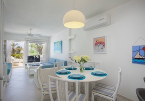 100 m² Villa ∙ 2 bedrooms ∙ 5 guests