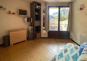 100m from shops, 2nd floor, balcony, tv, 17m², Pra Loup