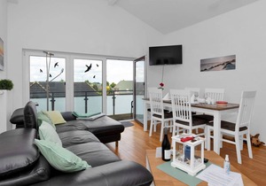 104 m² Apartment ∙ 1 bedroom ∙ 6 guests