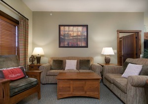 105 m² Condo ∙ 2 bedrooms ∙ 8 guests