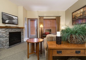 105 m² Condo ∙ 2 bedrooms ∙ 8 guests