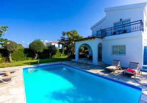 105 m² Villa ∙ 2 bedrooms ∙ 6 guests