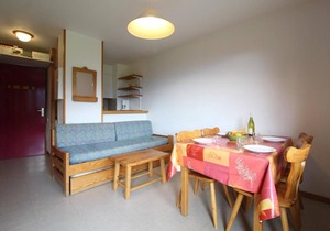 10m from ski slopes, 1st floor, balcony, tv, ski locker, 25m², Termignon-la-Vanoise