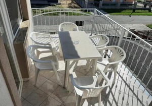 11 féröhelyes apartman