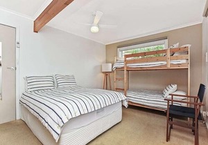 11 Hero Ave - Spacious Family Home, with spectacular ocean and hillside views, r