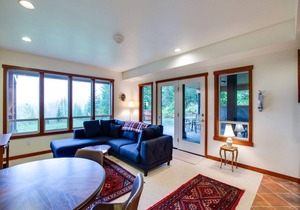 111 m² Apartment ∙ 3 bedrooms ∙ 6 guests