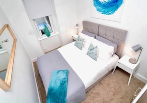 120 m² Apartment ∙ 2 bedrooms ∙ 6 guests