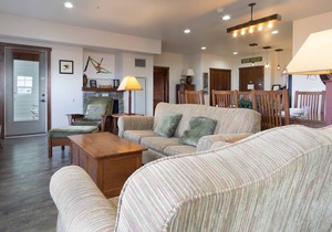 122 m² Condo ∙ 3 bedrooms ∙ 10 guests