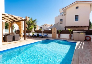 127 m² Villa ∙ 3 bedrooms ∙ 6 guests