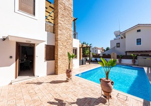 127 m² Villa ∙ 3 bedrooms ∙ 6 guests